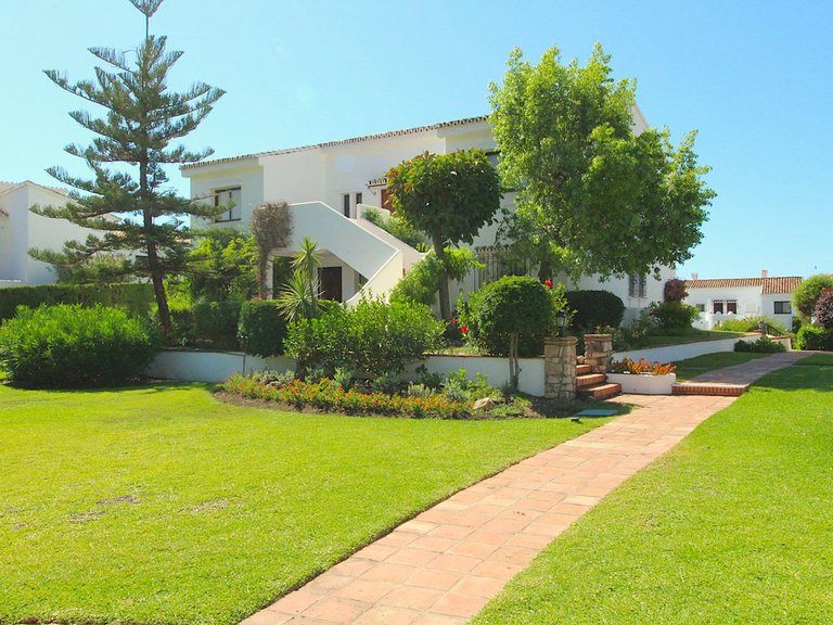 Apartment for Sale  in Estepona, Malaga 23