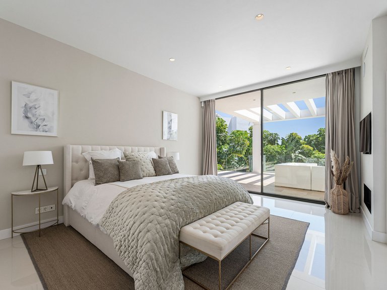 Apartment for Sale  in Benahavis, Malaga 23