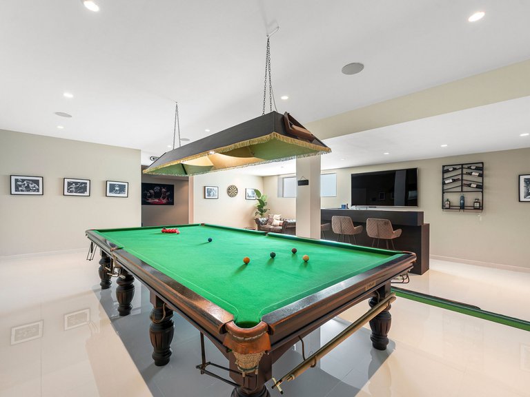 Apartment for Sale  in Benahavis, Malaga 41