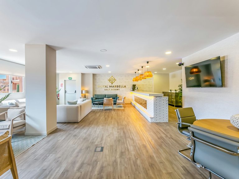 Apartment for Sale  in Estepona, Malaga 30