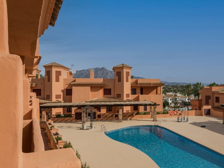 Apartment for Sale  in Estepona, Malaga 3