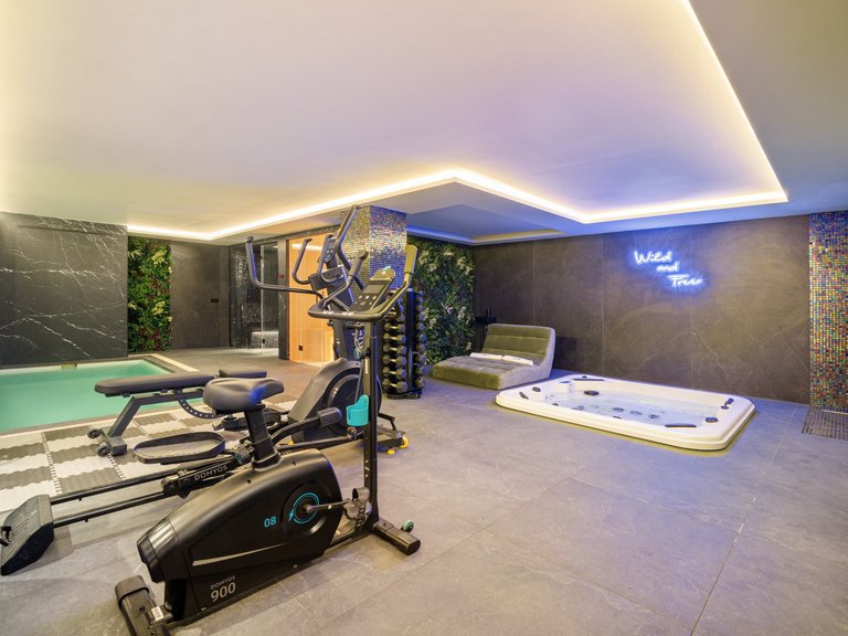 Apartment for Sale  in Marbella, Malaga 45