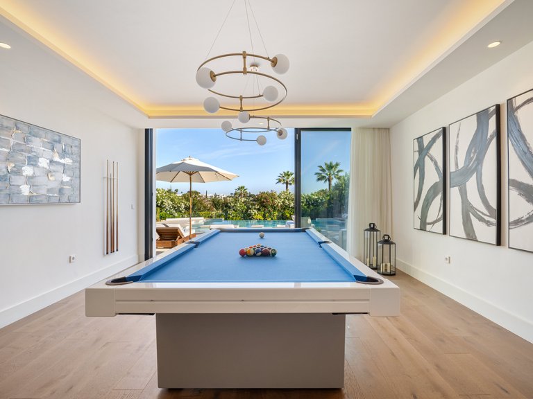 Apartment for Sale  in Marbella, Malaga 40