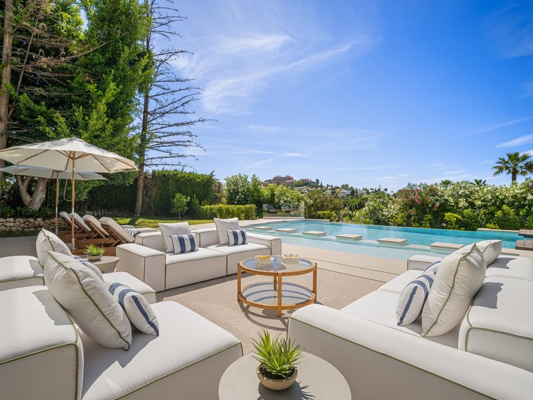 Apartment for Sale  in Marbella, Malaga 5