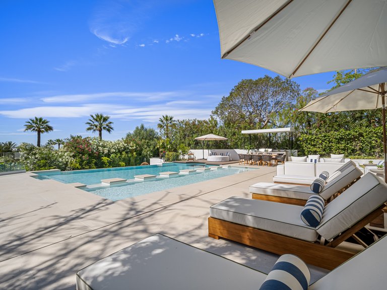 Apartment for Sale  in Marbella, Malaga 4
