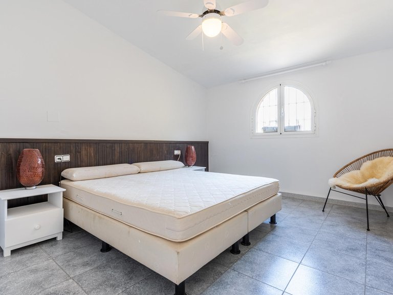 Apartment for Sale  in Estepona, Malaga 10
