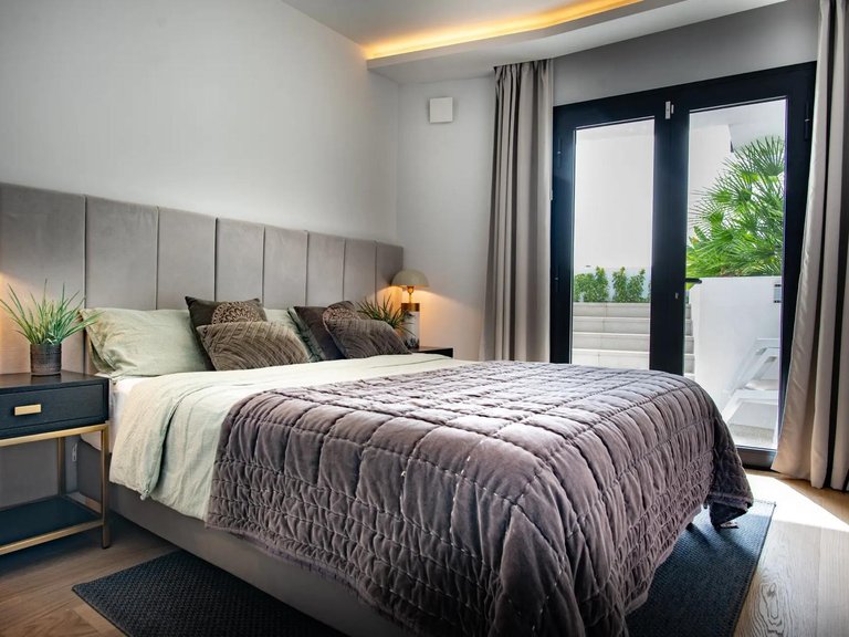 Apartment for Sale  in Benahavis, Malaga 18