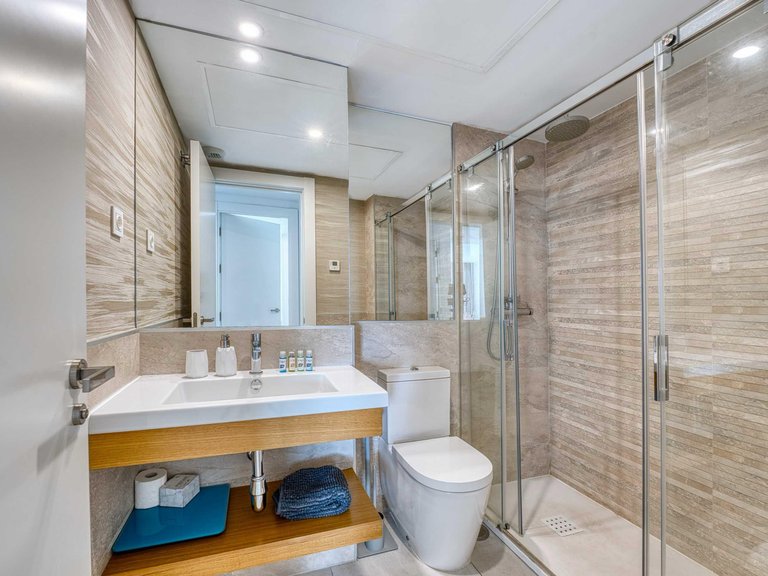 Apartment for Sale  in Marbella, Malaga 16