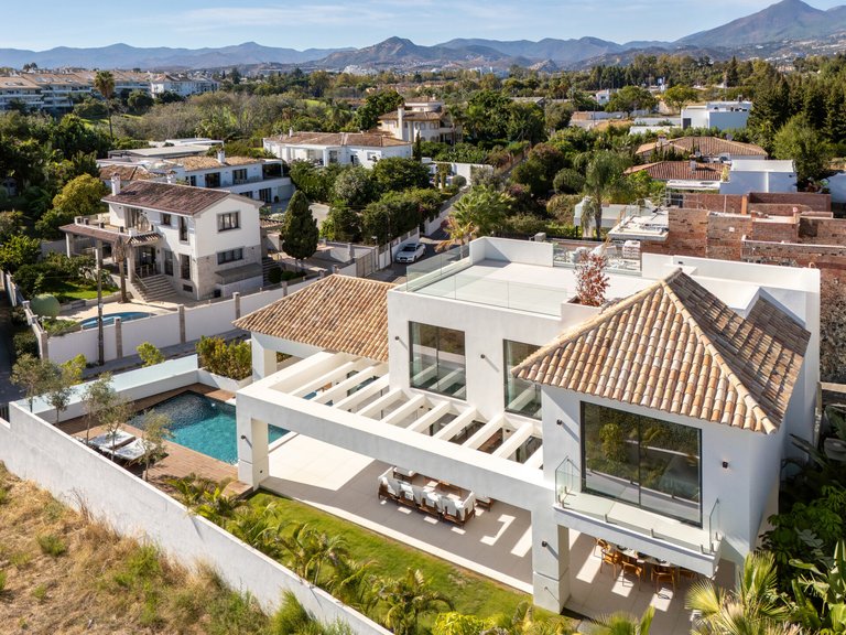 Apartment for Sale  in San Pedro De Alcantara, Malaga 33