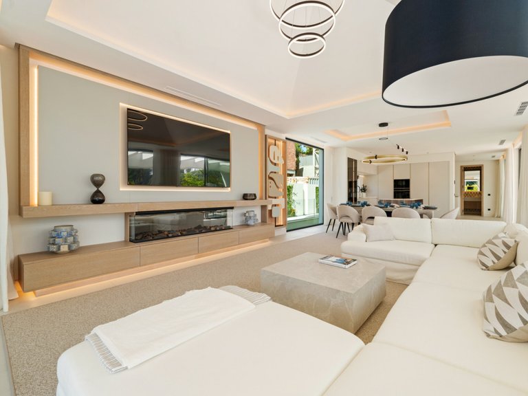 Apartment for Sale  in San Pedro De Alcantara, Malaga 5
