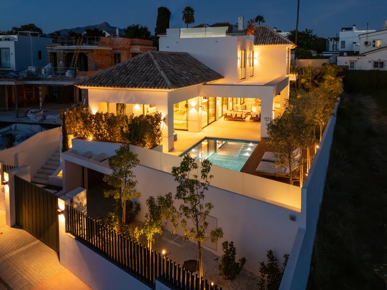 Apartment for Sale  in San Pedro De Alcantara, Malaga 31