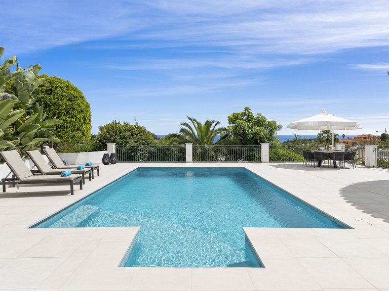 Apartment for Sale  in Benahavis, Malaga 38