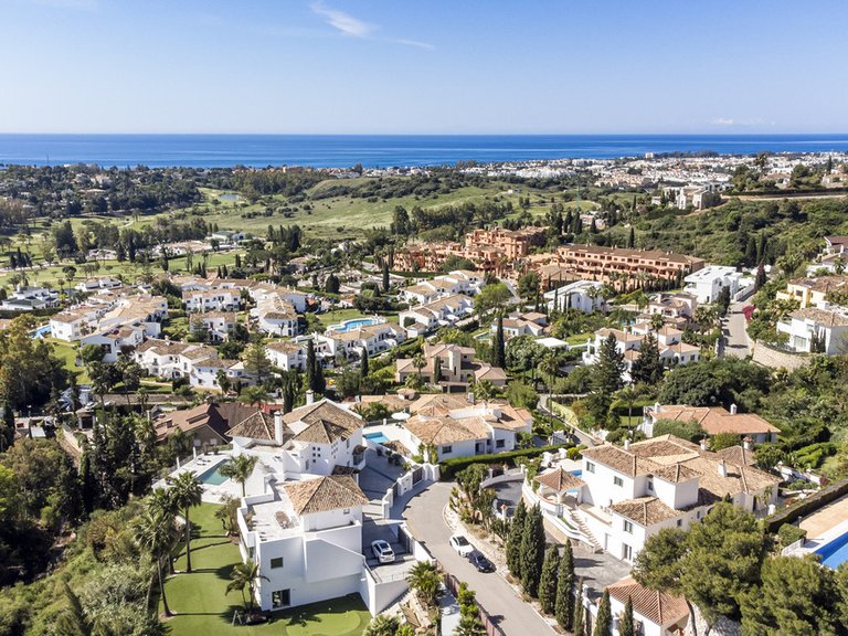 Apartment for Sale  in Benahavis, Malaga 47