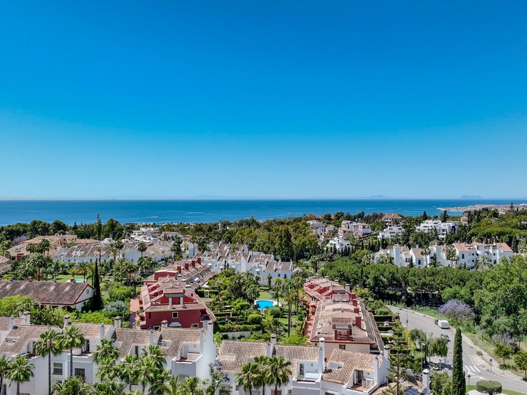Town House for Sale in Marbella Golden Mile, Marbella, Malaga 15