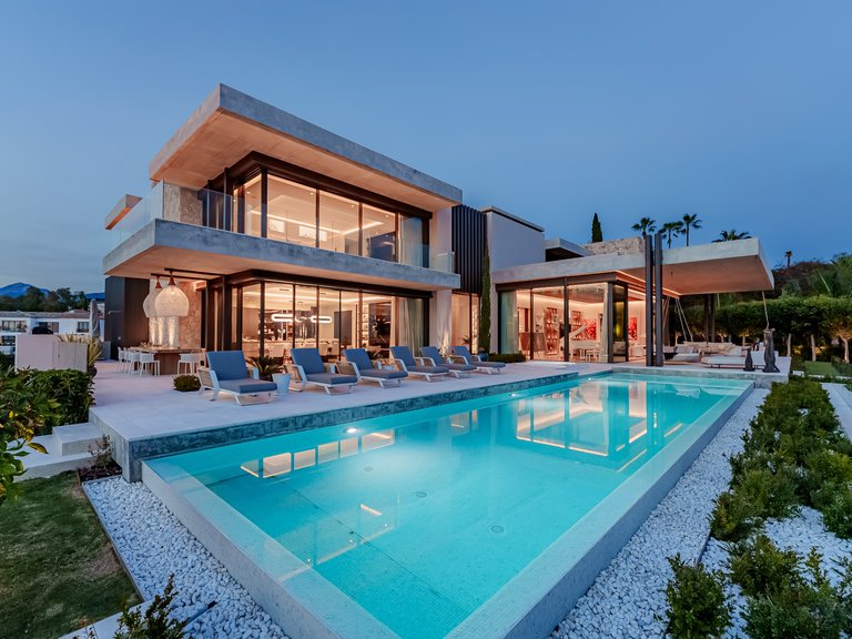 Villa for Sale in The Hills, Benahavis, Malaga 31