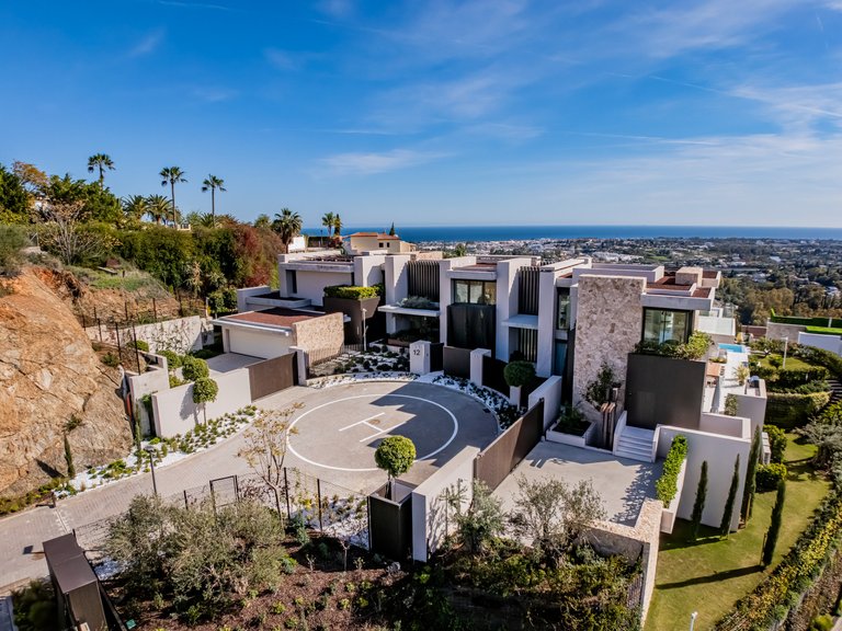 Villa for Sale in The Hills, Benahavis, Malaga 27