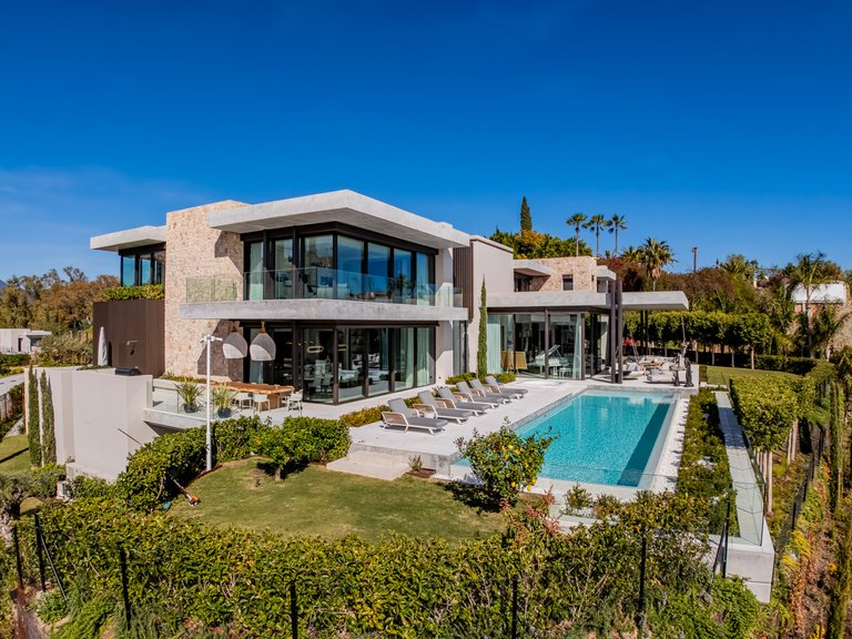 Villa for Sale in The Hills, Benahavis, Malaga 26