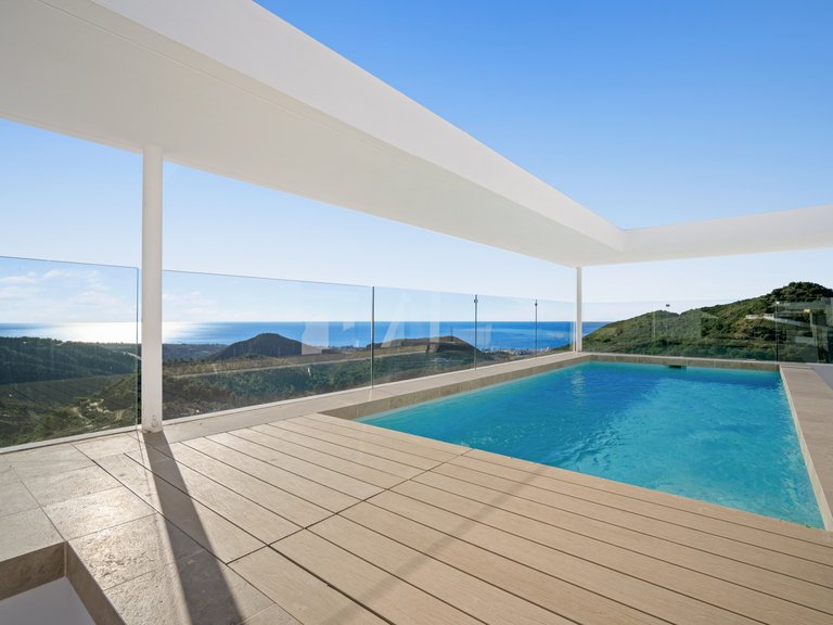 Penthouse for Sale in Palo Alto, Ojen, Malaga 2
