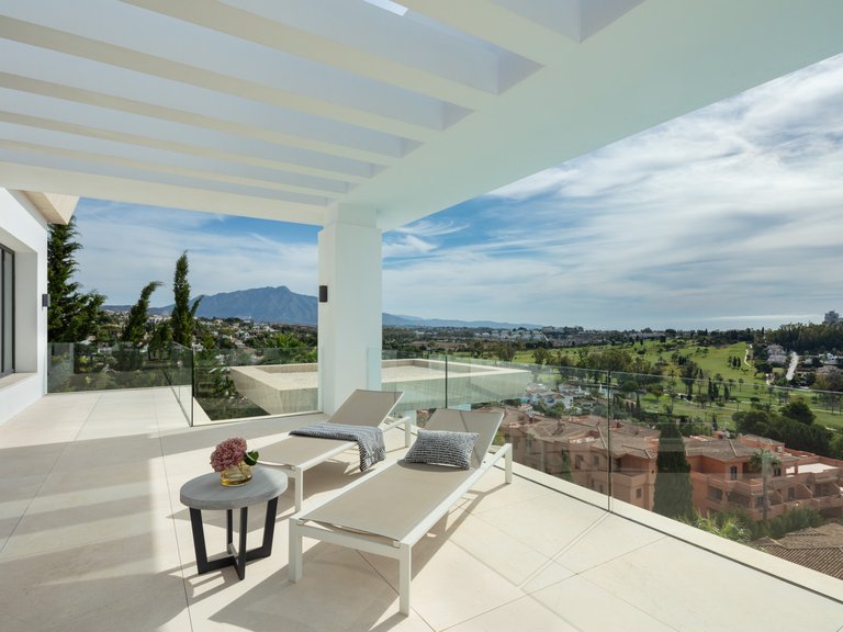 Villa for Sale in Estepona East, Estepona, Malaga 30
