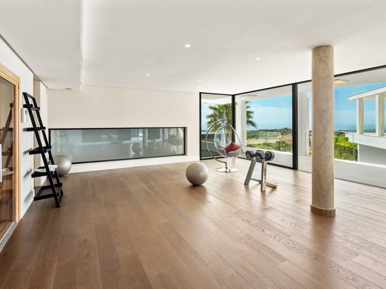 Villa for Sale in Estepona East, Estepona, Malaga 15