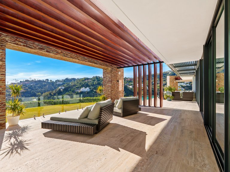 Villa for Sale in El Madroñal, Benahavis, Malaga 51