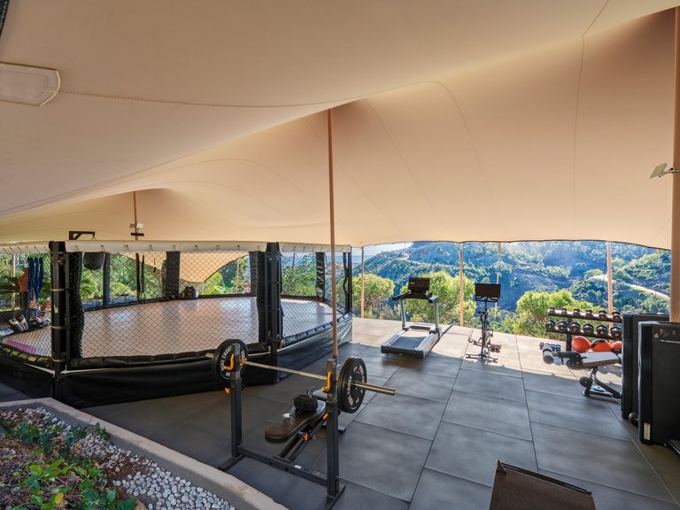 Villa for Sale in El Madroñal, Benahavis, Malaga 47