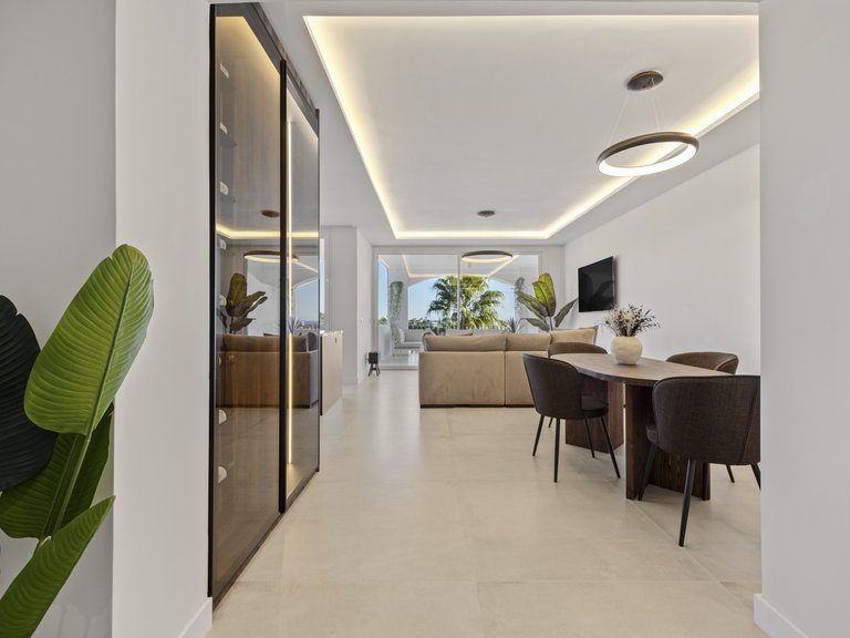 Apartment for Sale in Altos de La Quinta, Benahavis, Malaga 28