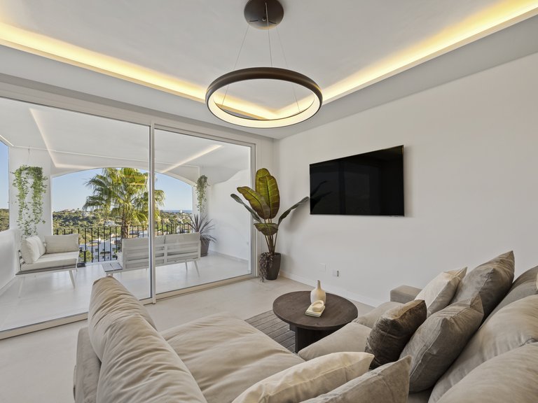 Apartment for Sale in Altos de La Quinta, Benahavis, Malaga 37