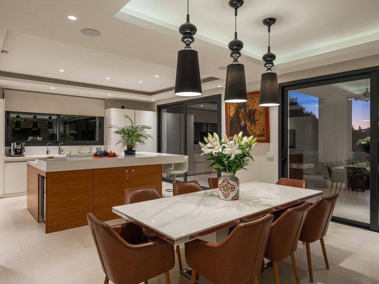 Villa for Sale in Nueva Andalucia, Marbella, Malaga 10