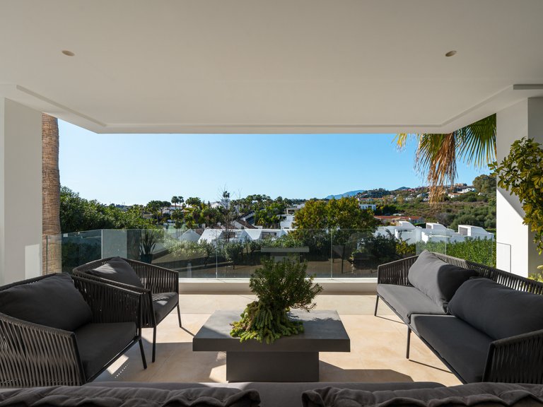 Villa for Sale in Nueva Andalucia, Marbella, Malaga 17