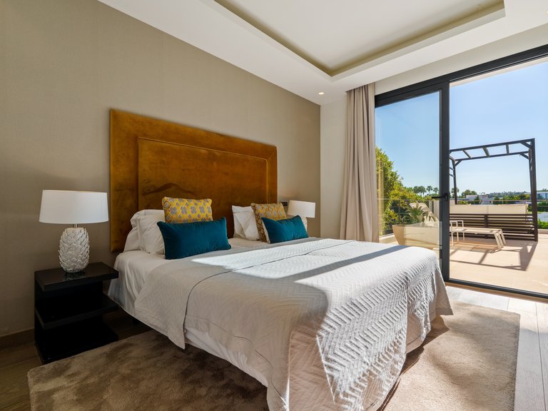 Villa for Sale in Nueva Andalucia, Marbella, Malaga 33