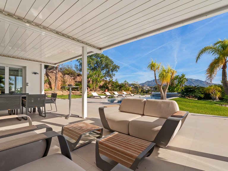 Villa for Sale in Puerto del Almendro, Benahavis, Malaga 24