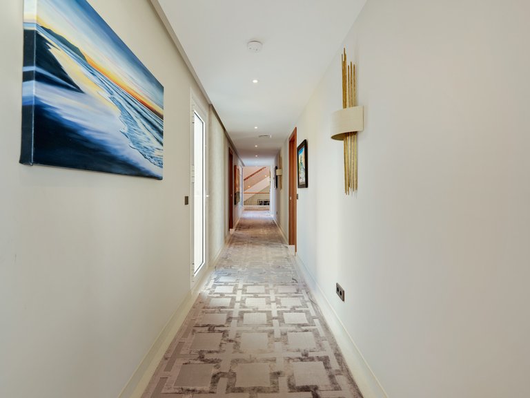 Villa for Sale in Puerto del Almendro, Benahavis, Malaga 3