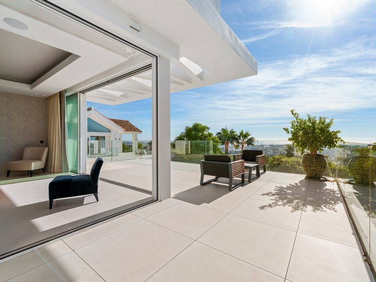 Villa for Sale in Puerto del Almendro, Benahavis, Malaga 59