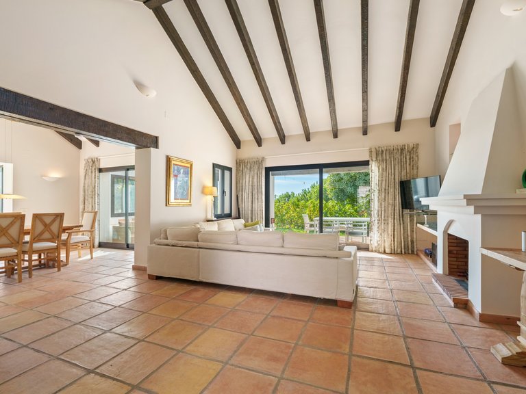 Villa for Sale in Puerto del Almendro, Benahavis, Malaga 50