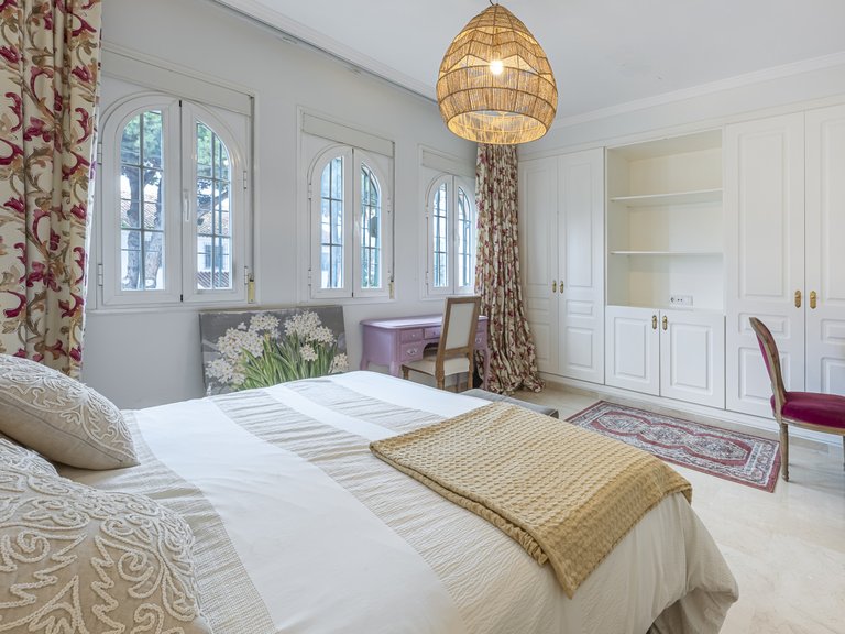 Town House for Sale in Marbella Golden Mile, Marbella, Malaga 11