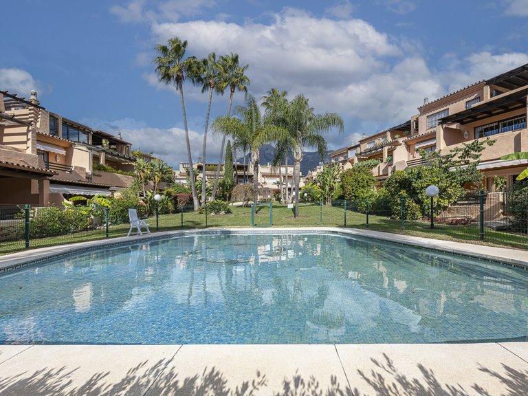 Town House for Sale in Marbella Golden Mile, Marbella, Malaga 15