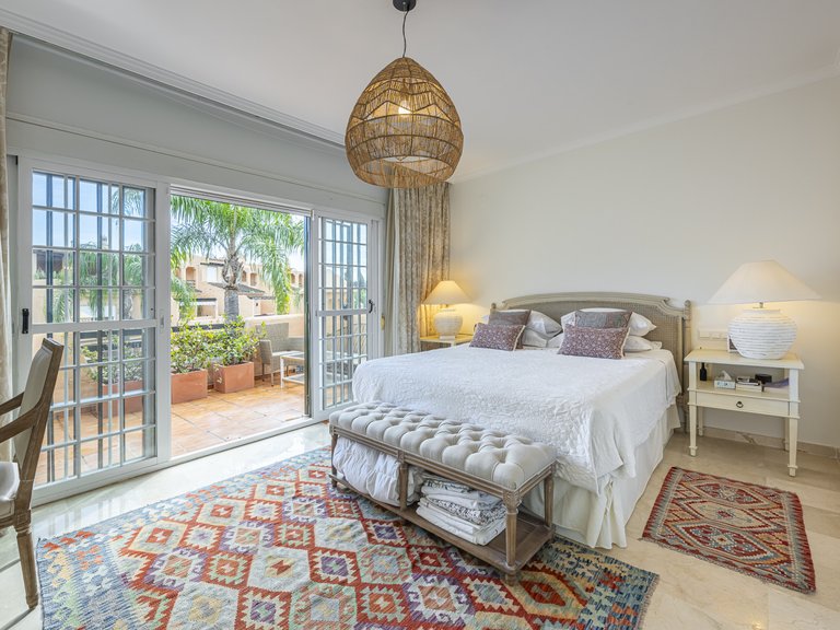 Town House for Sale in Marbella Golden Mile, Marbella, Malaga 31