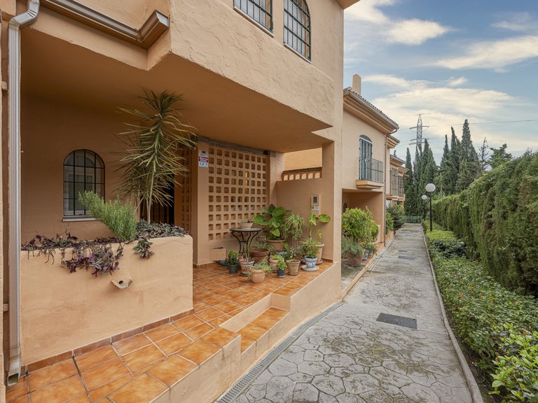 Town House for Sale in Marbella Golden Mile, Marbella, Malaga 41