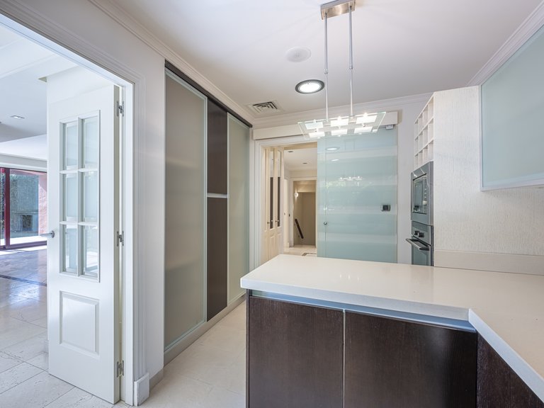 Town House for Sale in Marbella Golden Mile, Marbella, Malaga 11