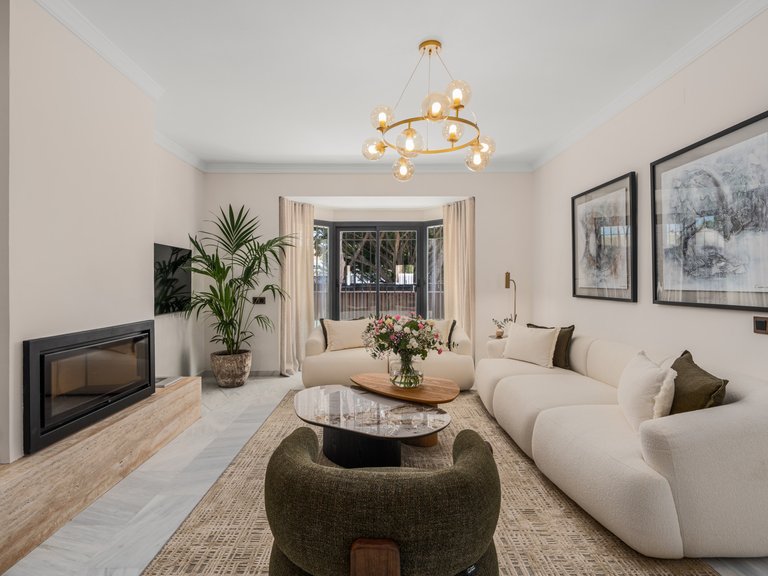 Villa for Sale in Nueva Andalucia, Marbella, Malaga 22