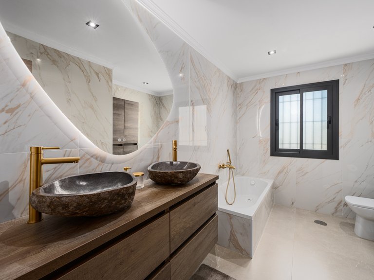 Villa for Sale in Nueva Andalucia, Marbella, Malaga 13