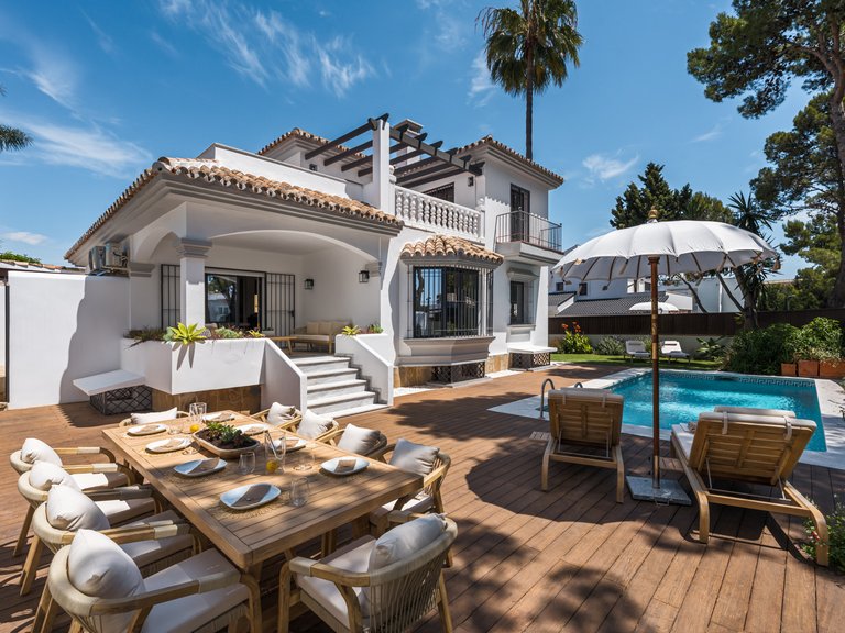 Villa for Sale in Nueva Andalucia, Marbella, Malaga 30