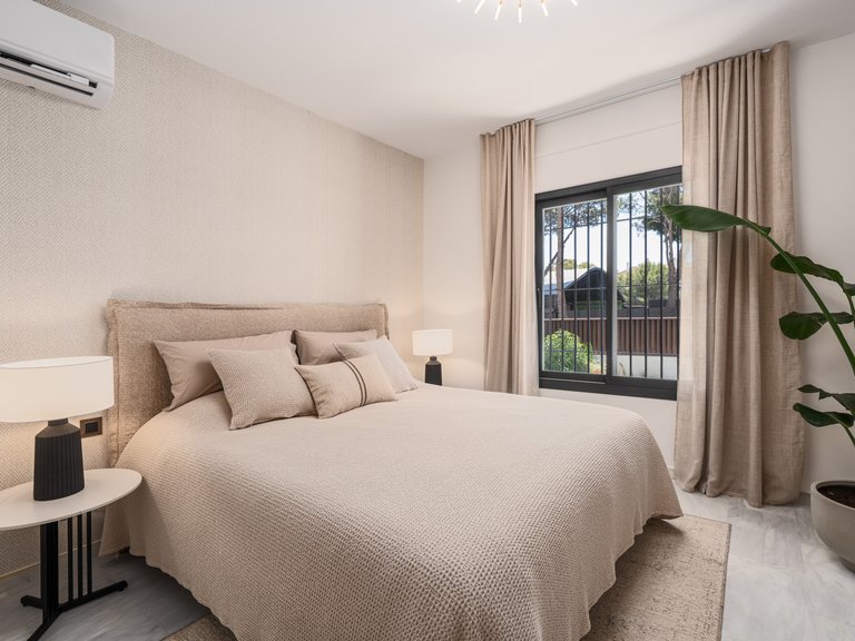 Villa for Sale in Nueva Andalucia, Marbella, Malaga 12