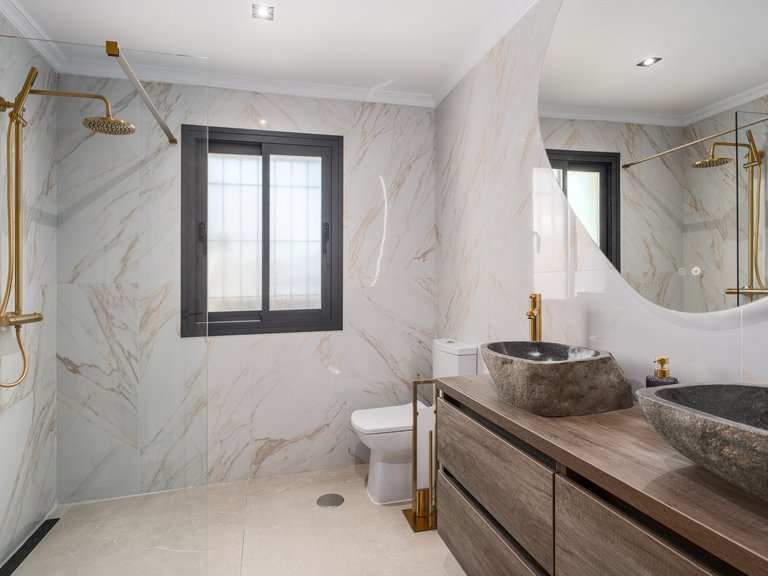 Villa for Sale in Nueva Andalucia, Marbella, Malaga 11