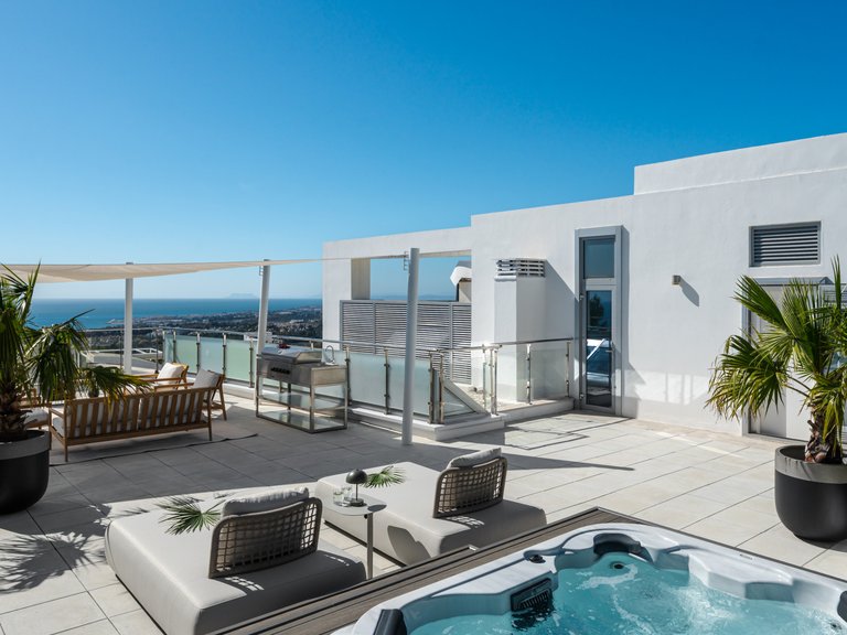 Town House for Sale in Marbella Golden Mile, Marbella, Malaga 8