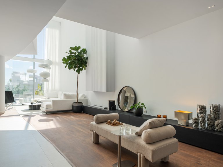 Town House for Sale in Marbella Golden Mile, Marbella, Malaga 20