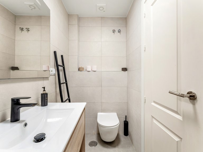 Apartment for Sale in San Pedro Playa, San Pedro De Alcantara, Malaga 10