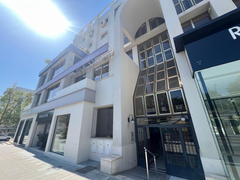 Commercial for Rent in Marbella, Malaga 11