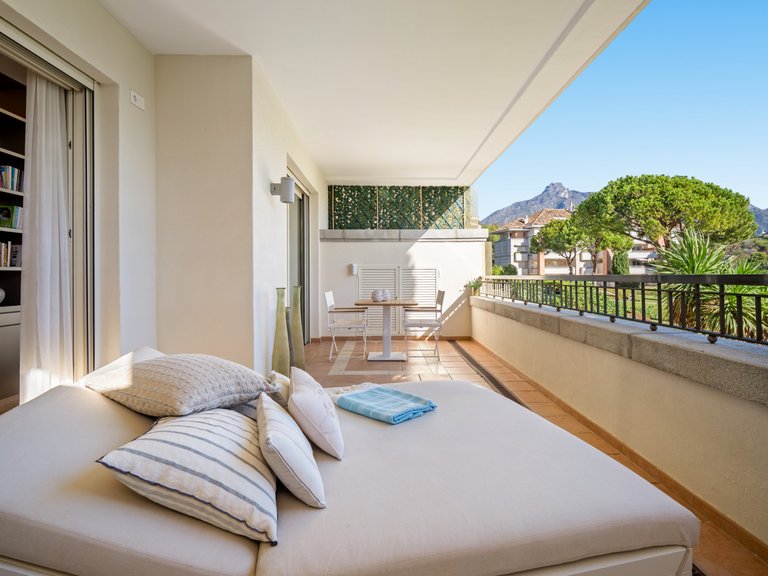 Apartment for Sale in Marbella Golden Mile, Marbella, Malaga 14